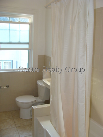 2 bed, 1 bath apartment for rent at 5 Nottingham St Unit 1, Newton — photo 5 of 10