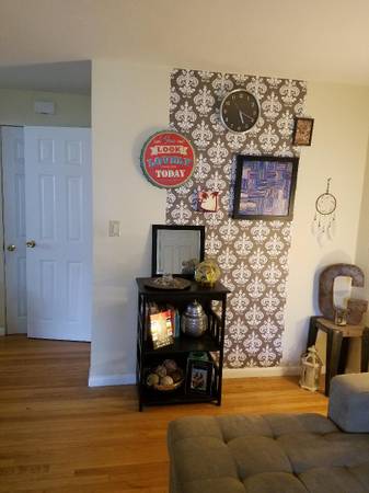 1 bed, 1 bath apartment for rent at 243 Lake St Unit 12, Lakeview — photo 4 of 18