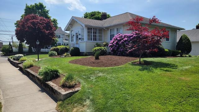 2.5 bed, 1.5 bath apartment for rent at 335 Hillside Ave Unit 1, Needham Heights — photo 33 of 35