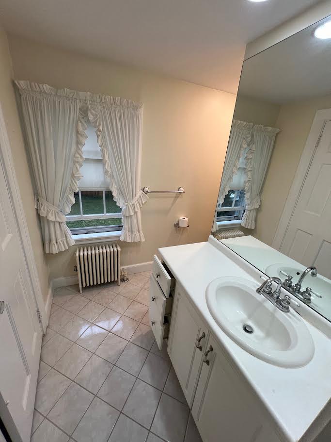 3 bed, 2.5 bath apartment for rent at 51 Dean St Unit 1, Belmont — photo 14 of 17