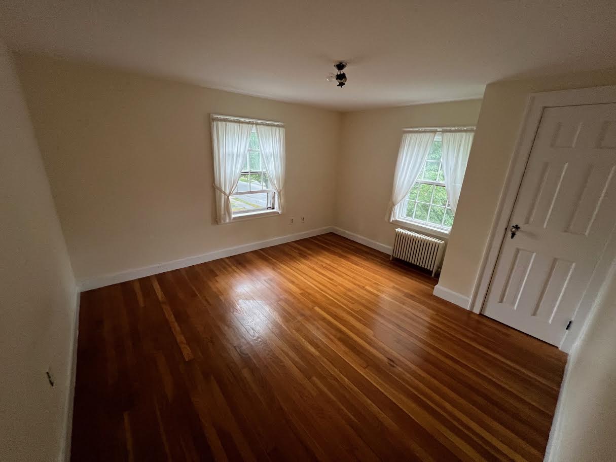 3 bed, 2.5 bath apartment for rent at 51 Dean St Unit 1, Belmont — photo 2 of 17