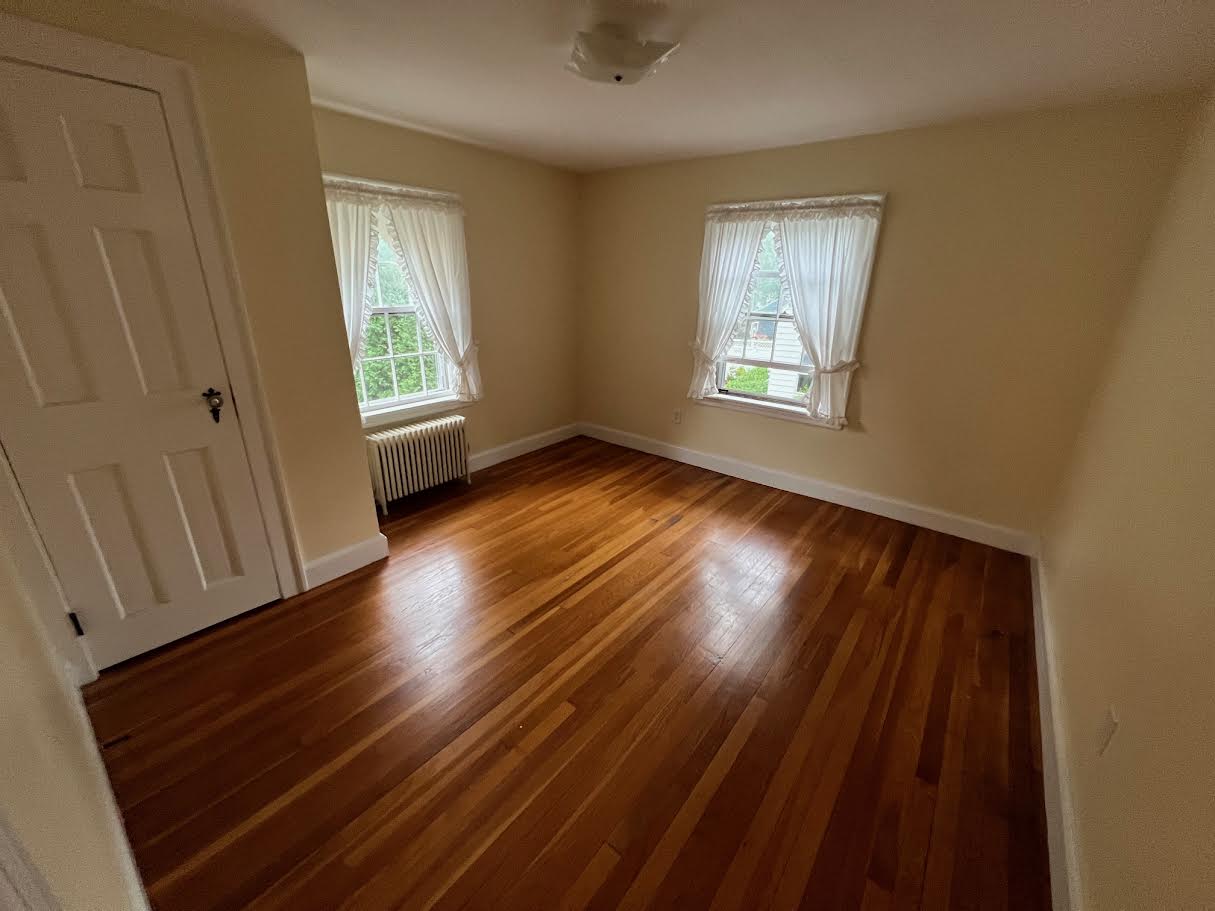 3 bed, 2.5 bath apartment for rent at 51 Dean St Unit 1, Belmont — photo 3 of 17