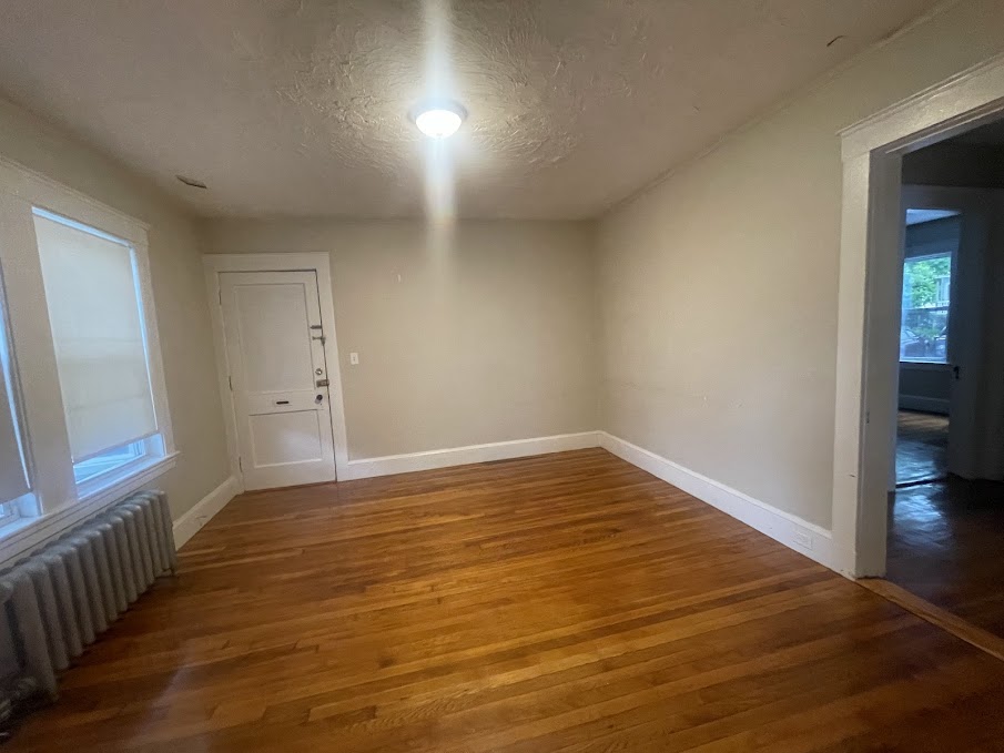 1 bed, 1 bath apartment for rent at 6 Derby St Unit 1, South Side — photo 1 of 9