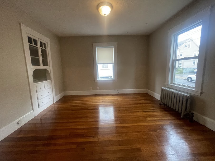 1 bed, 1 bath apartment for rent at 6 Derby St Unit 1, South Side — photo 8 of 9