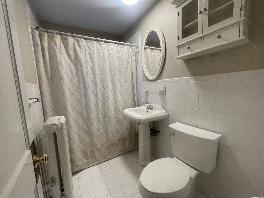 1 bed, 1 bath apartment for rent at 6 Derby St Unit 1, South Side — photo 4 of 9
