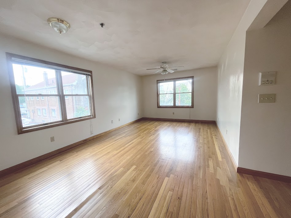 1.5 bed, 1 bath apartment for rent at 197 Newton St Unit 1, South Side — photo 6 of 21