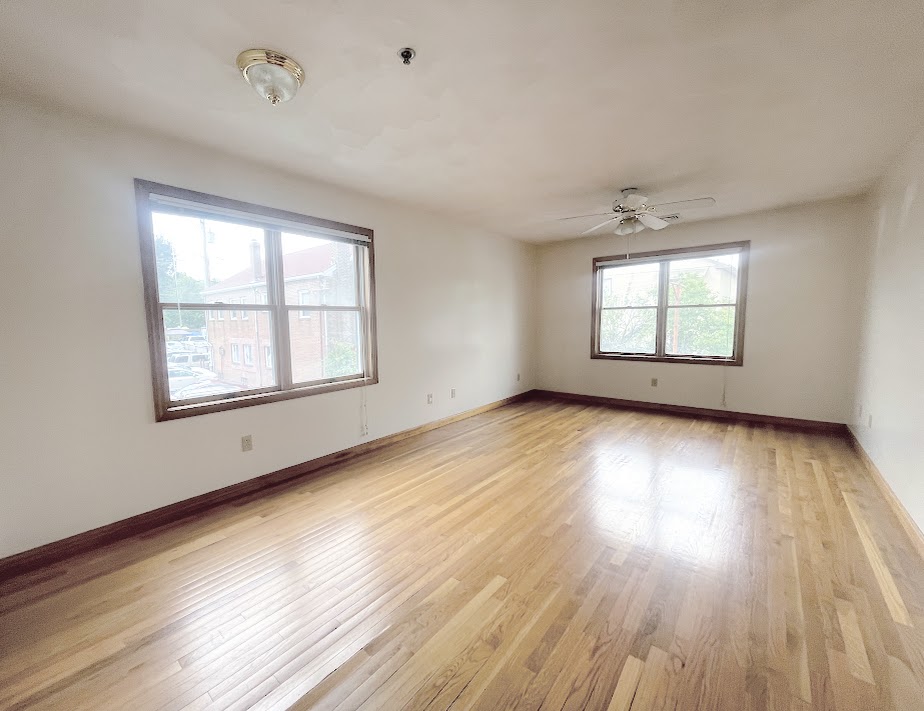 1.5 bed, 1 bath apartment for rent at 197 Newton St Unit 1, South Side — photo 10 of 21