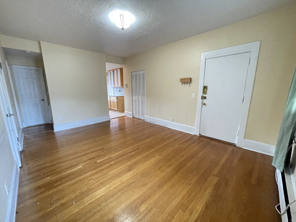 1734 Commonwealth Ave, Brighton