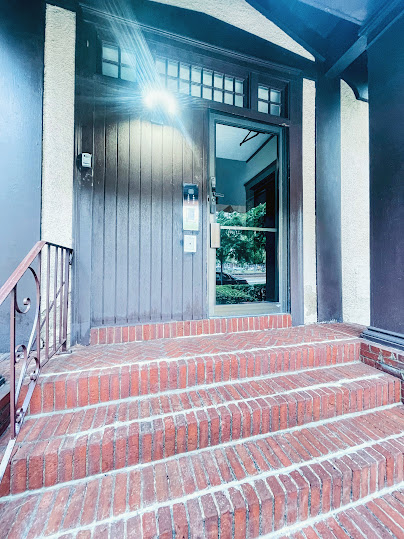 1734 Commonwealth Ave, Brighton