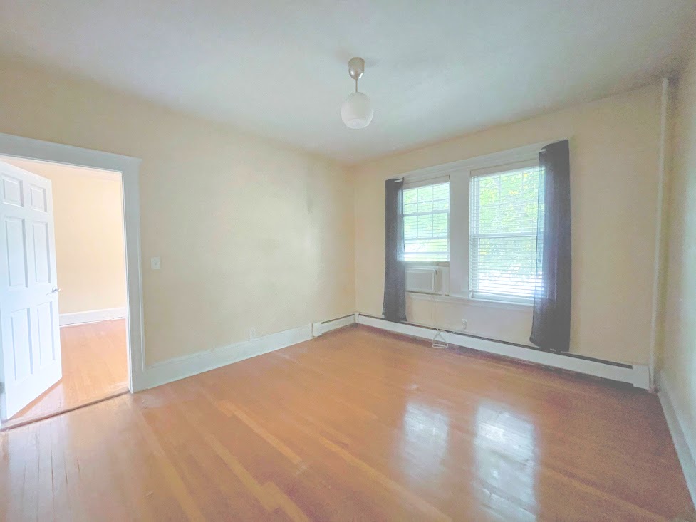 1734 Commonwealth Ave, Brighton