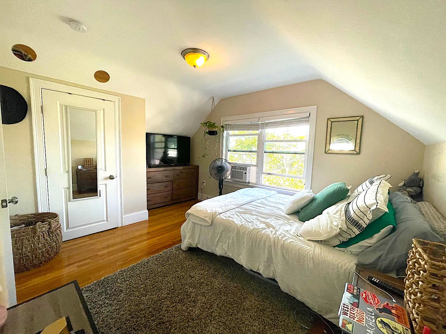 60-62 Frederick Ave, Tufts University