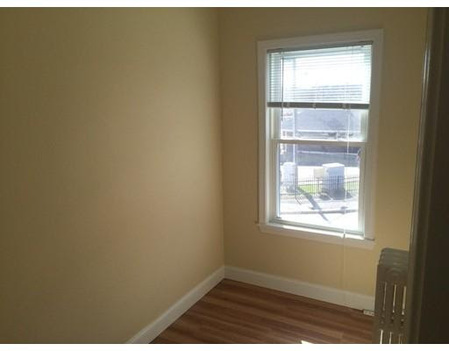 1.5 bed, 1 bath apartment for rent at 52 Elm St Unit A, Bleachery — photo 8 of 12