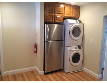 1.5 bed, 1 bath apartment for rent at 52 Elm St Unit A, Bleachery — photo 5 of 12
