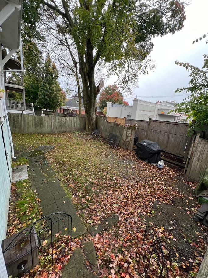 35 Sheafe St, Chestnut Hill