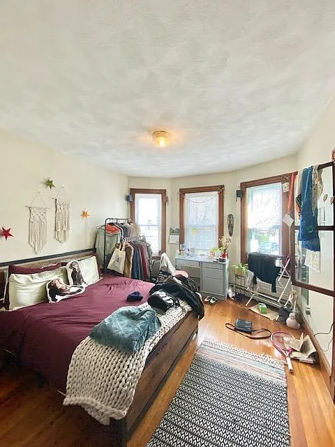 5 Iroquois, Mission Hill