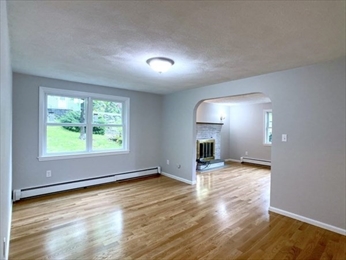 31 Columbia Ave, Newton Upper Falls