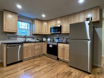 31 Columbia Ave, Newton Upper Falls