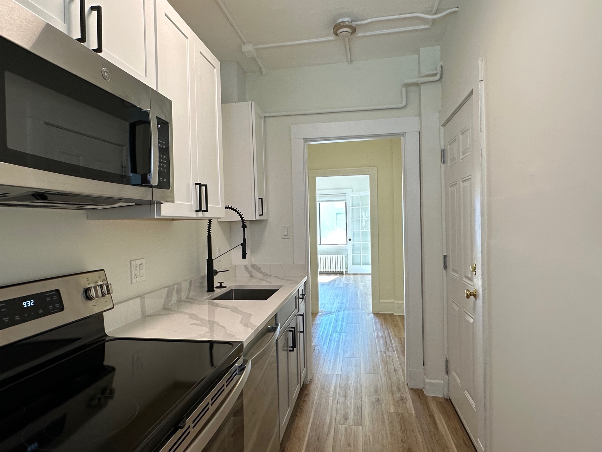 230 Walnut St, Newtonville