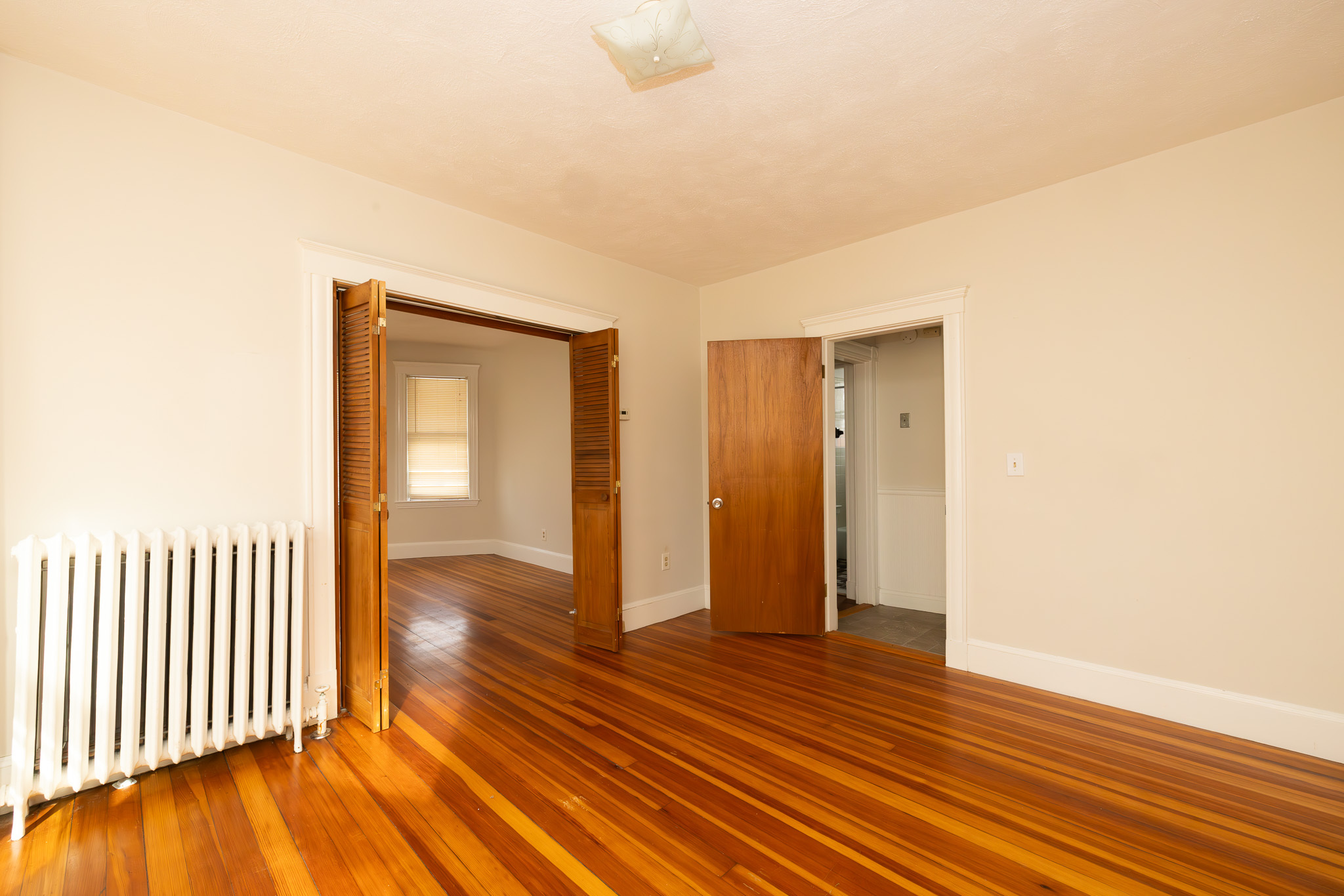 12 Grandview St, Roslindale