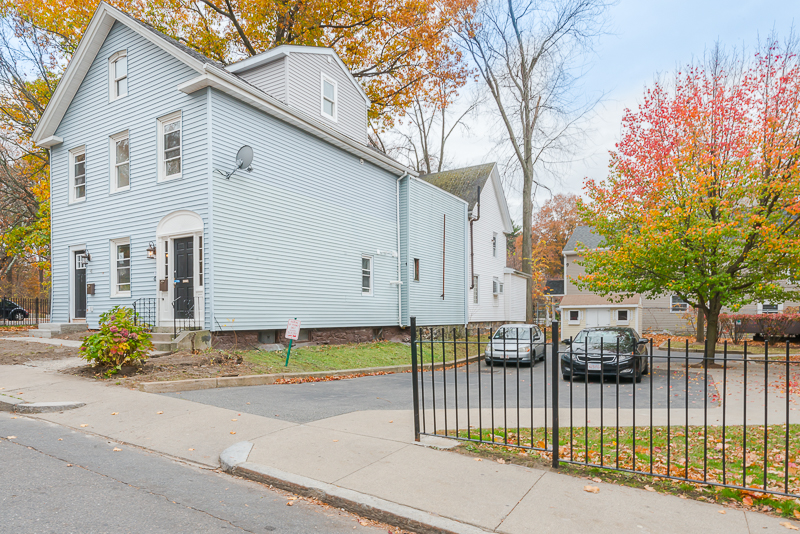 4 School St, Jamaica Plain