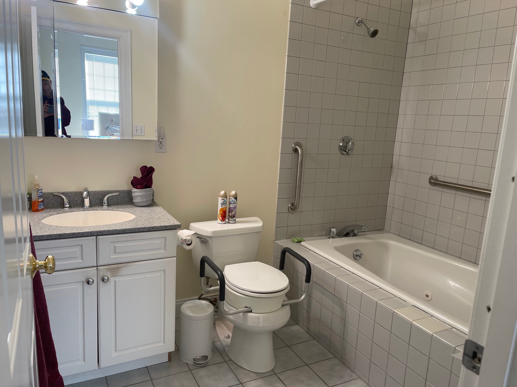 76 Highland Ave, Newtonville