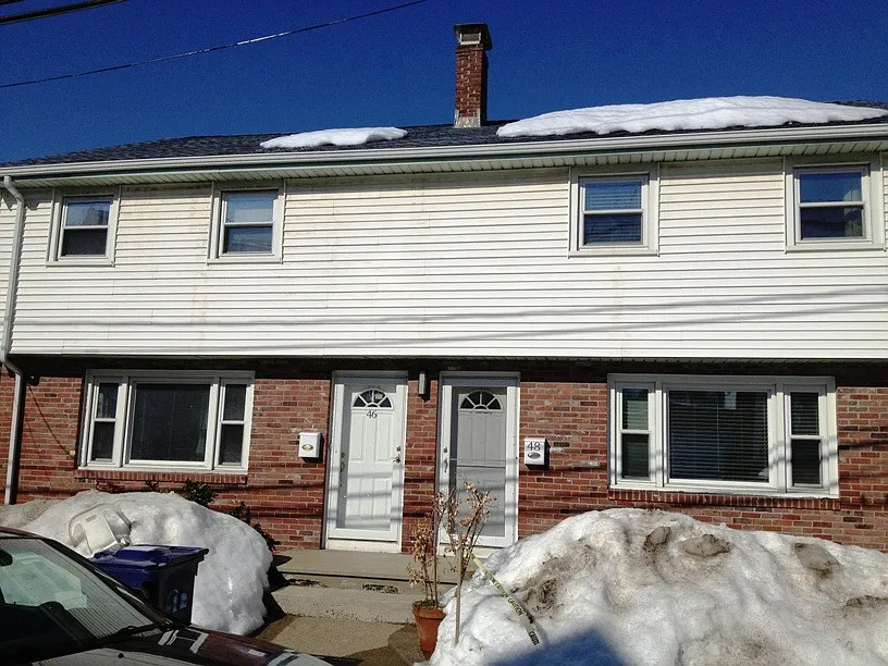 48 Saybrook, Brighton