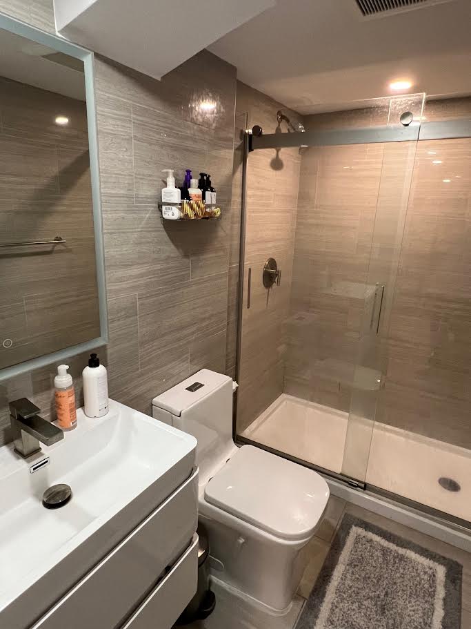 1546 Washington St, West Newton