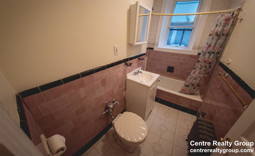 2003 Commonwealth Ave, Brighton