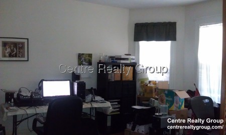 3 bed, 1 bath apartment for rent at 674 Centre St Unit 2, Newton Corner — photo 5 of 16
