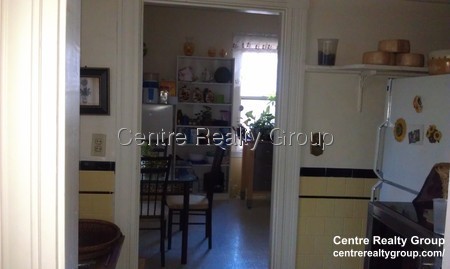 3 bed, 1 bath apartment for rent at 674 Centre St Unit 2, Newton Corner — photo 9 of 16