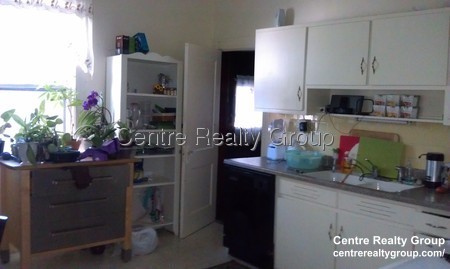 3 bed, 1 bath apartment for rent at 674 Centre St Unit 2, Newton Corner — photo 10 of 16
