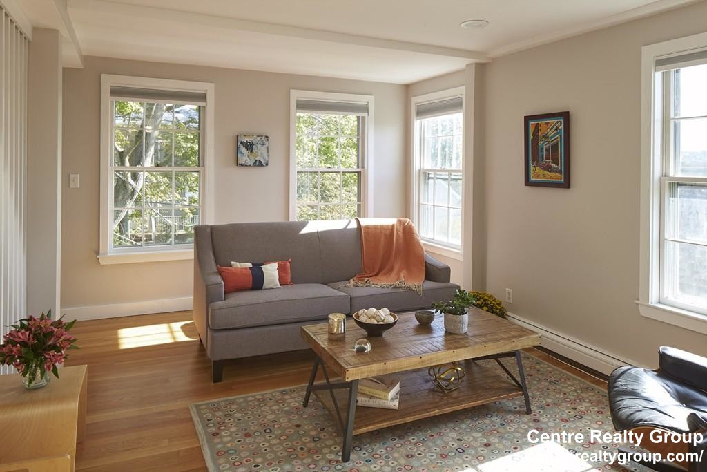 66 Winter St, Watertown