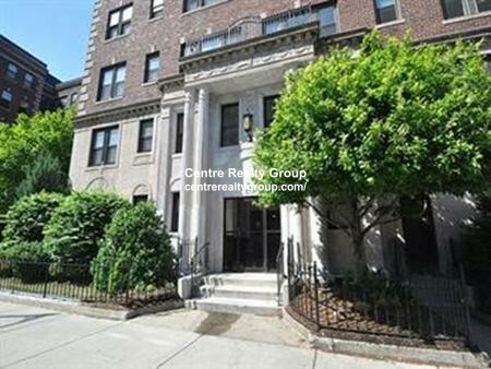 1999 Commonwealth Ave, Brighton