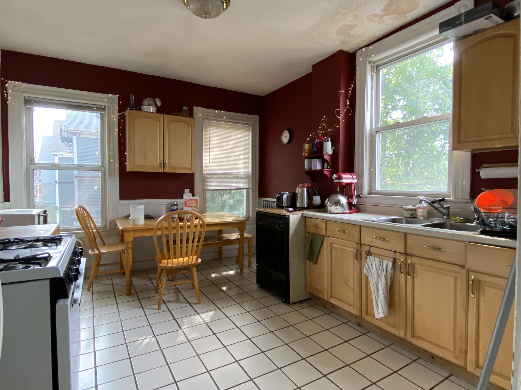 184 School St, Jamaica Plain