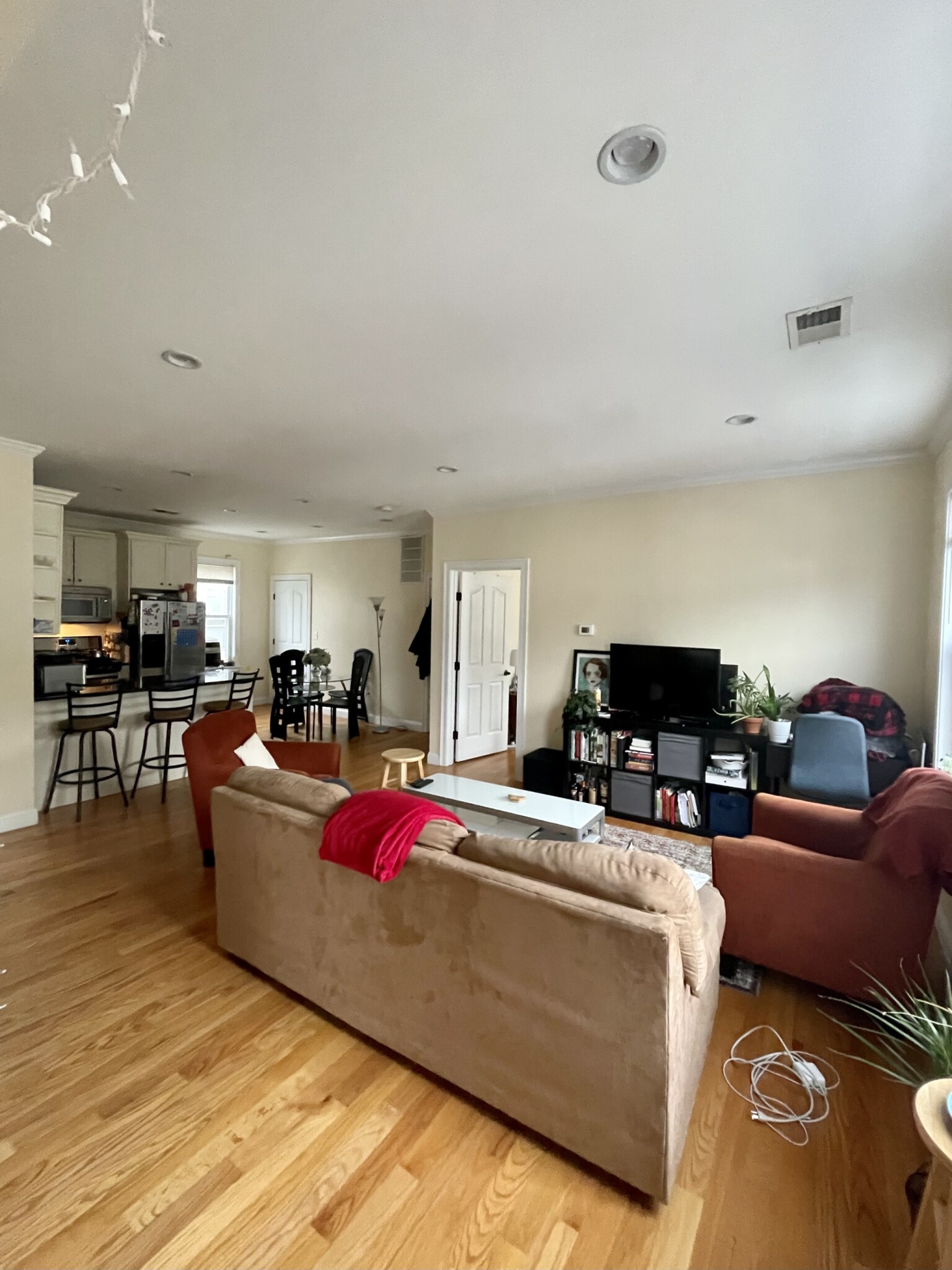 20 Armstrong St, Jamaica Plain