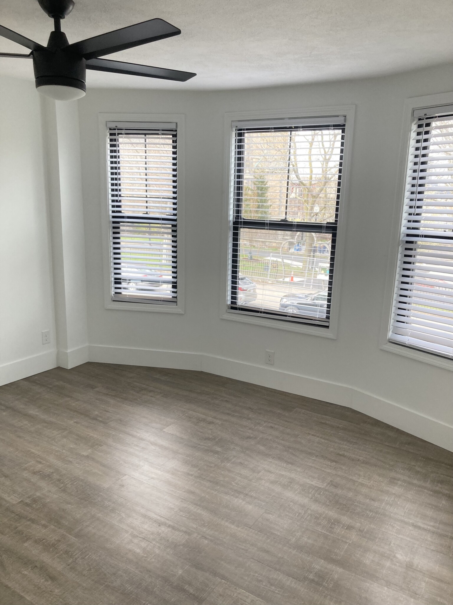 1516 Tremont St, Mission Hill