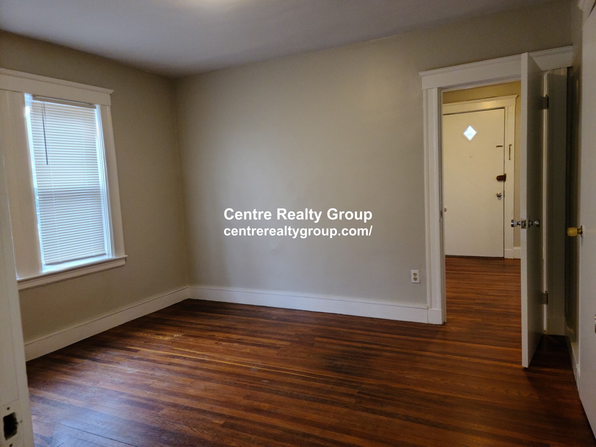 8 Woodside Ave, Jamaica Plain