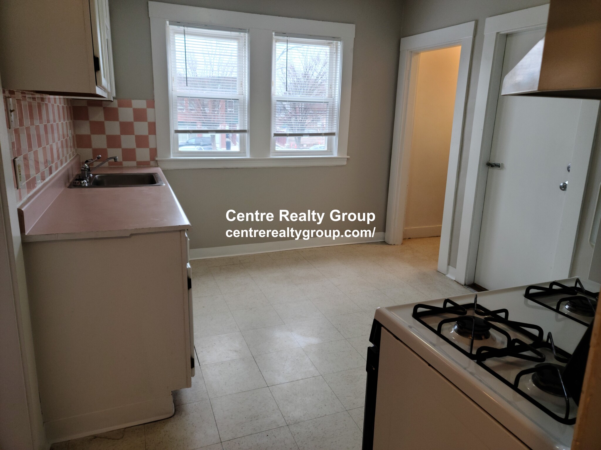 8 Woodside Ave, Jamaica Plain