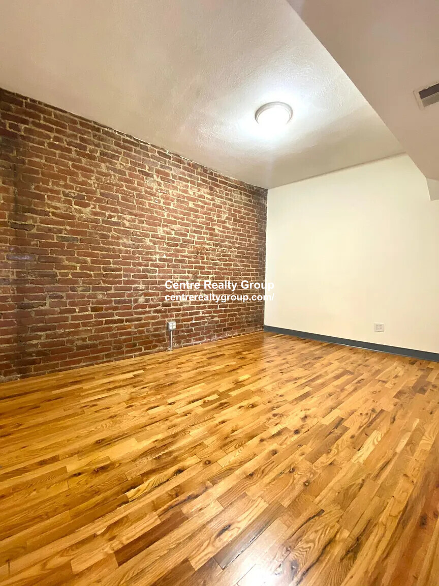 840 Huntington Ave, Mission Hill