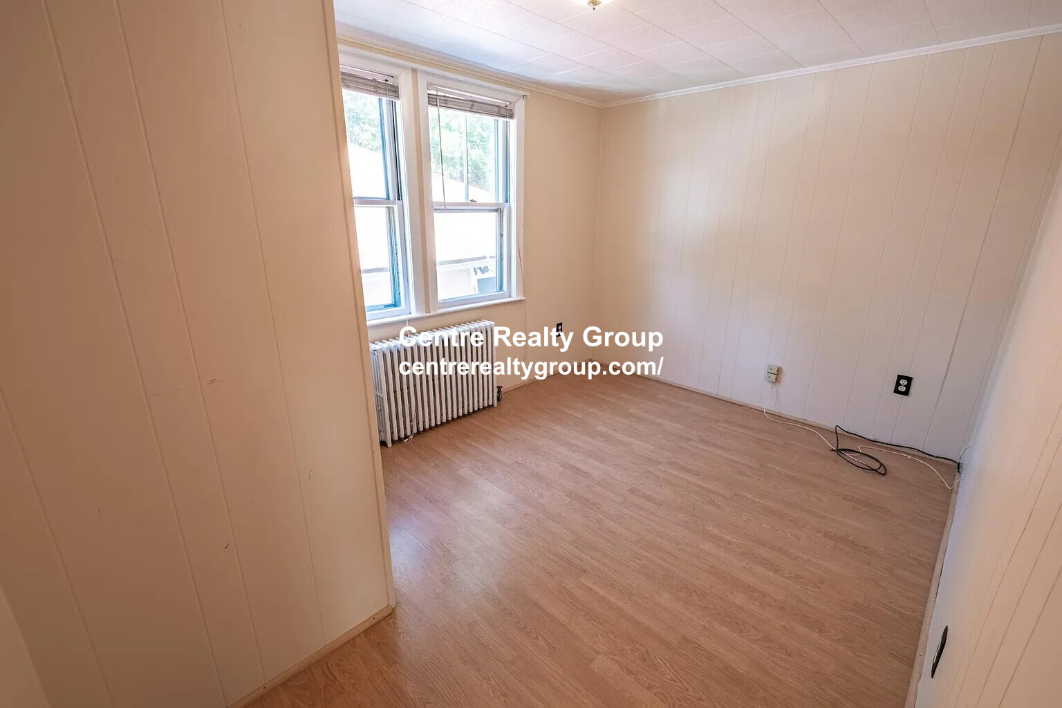 87 Glen Ave, Newton Center