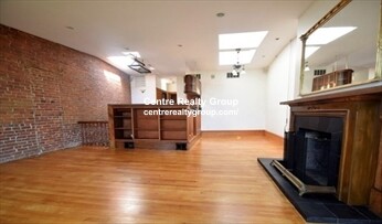 17 Holyoke St, South End