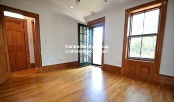 17 Holyoke St, South End