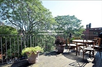 17 Holyoke St, South End