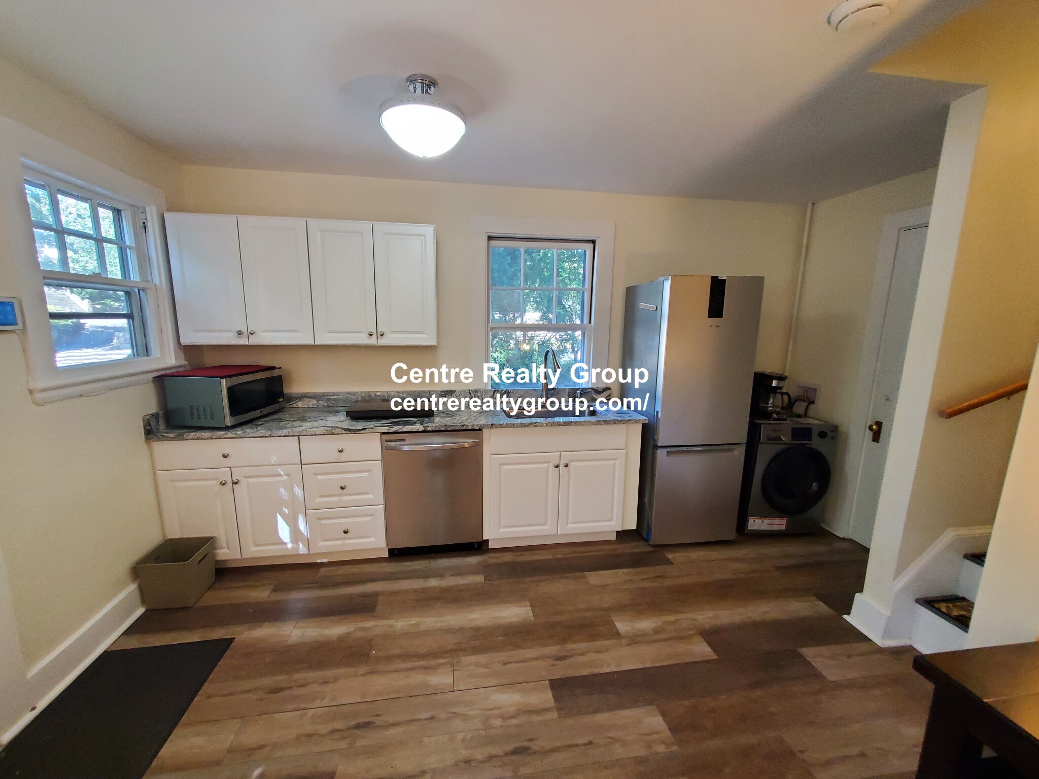 3 bed, 1.5 bath apartment for rent at 1106 Boylston St Unit 1, Fenway — photo 4 of 13