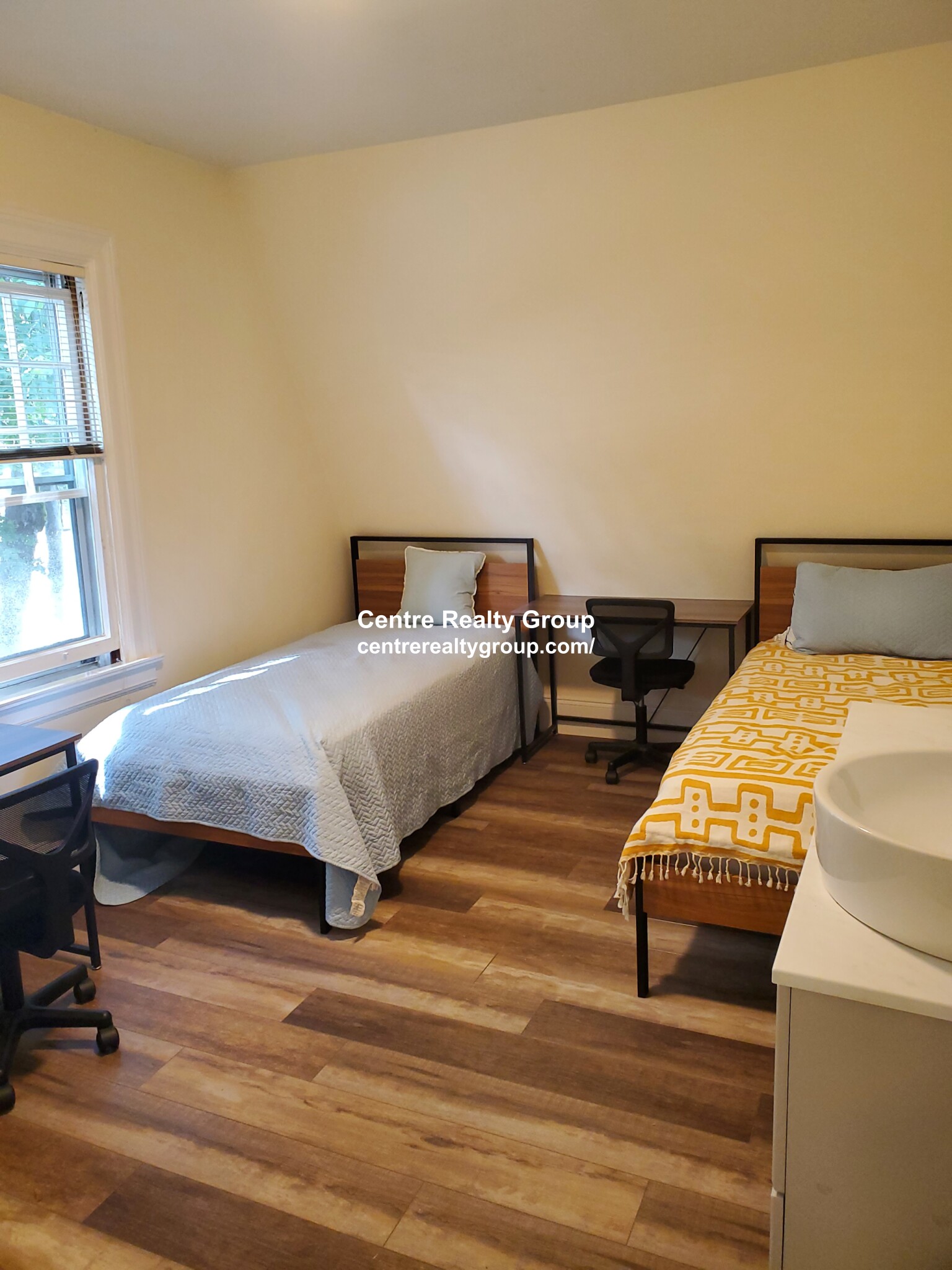 3 bed, 1.5 bath apartment for rent at 1106 Boylston St Unit 1, Fenway — photo 12 of 13