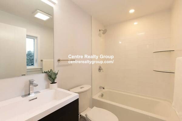 12 Belmont St, Newton Corner