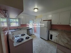 3.5 bed, 1.5 bath apartment for rent at 281 Lowell Ave Unit 1, Newtonville — photo 4 of 14