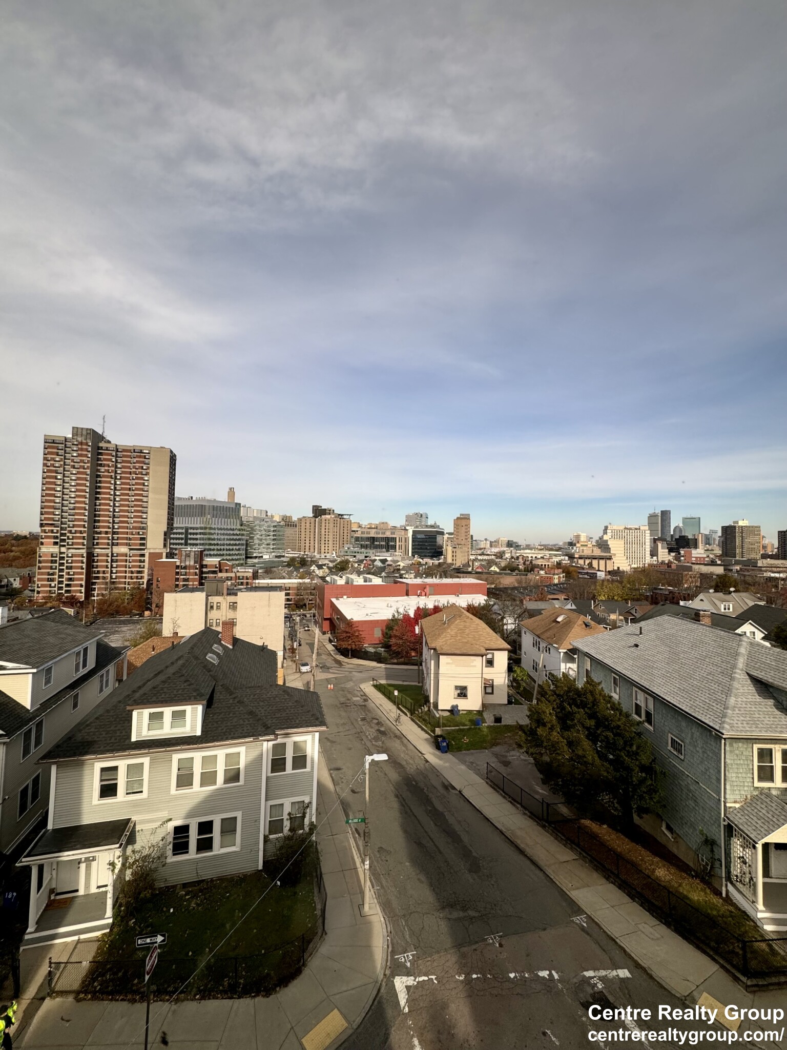 180 Hillside St, Mission Hill