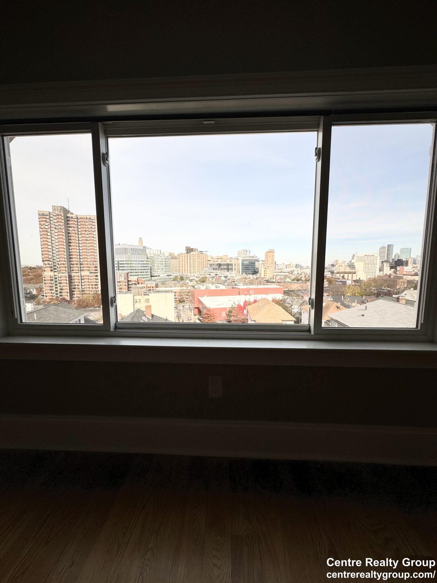 180 Hillside St, Mission Hill