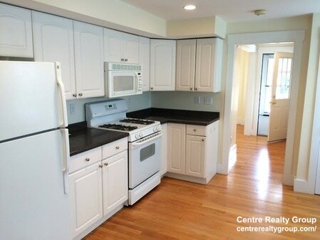 19 Beech St, Nonantum